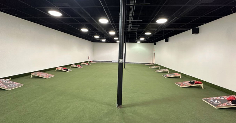 Willmar indoor golf cages simulator