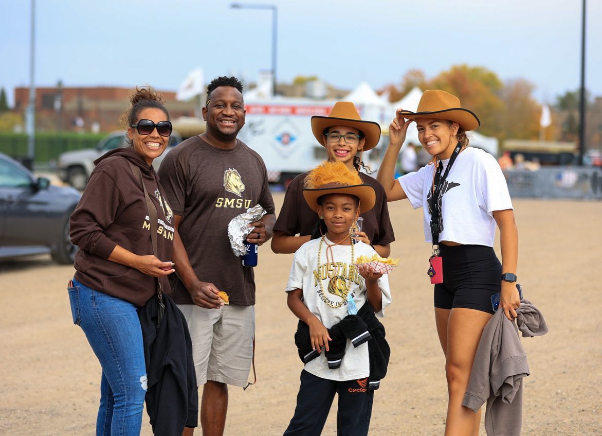 homecoming-2022-2.jpg